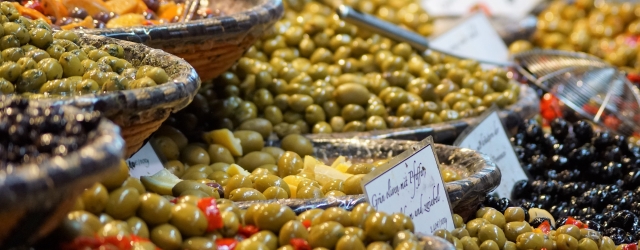 Oliven in vielen Farben und Geschmacksrichtungen waren der Renner in Stuttgart