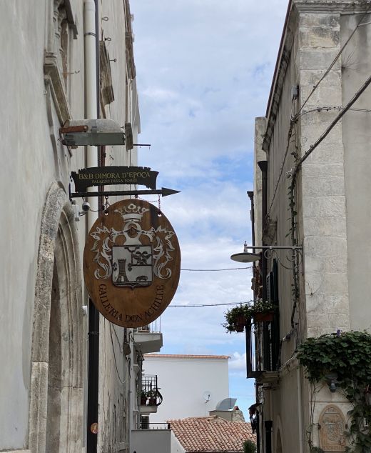 In der wunderbaren Landschaft des Gargano, Apulien, liegt Peschici.