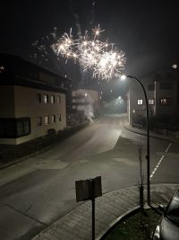 Feuerwerk zwischen den Jahren `22-23_Kiefer